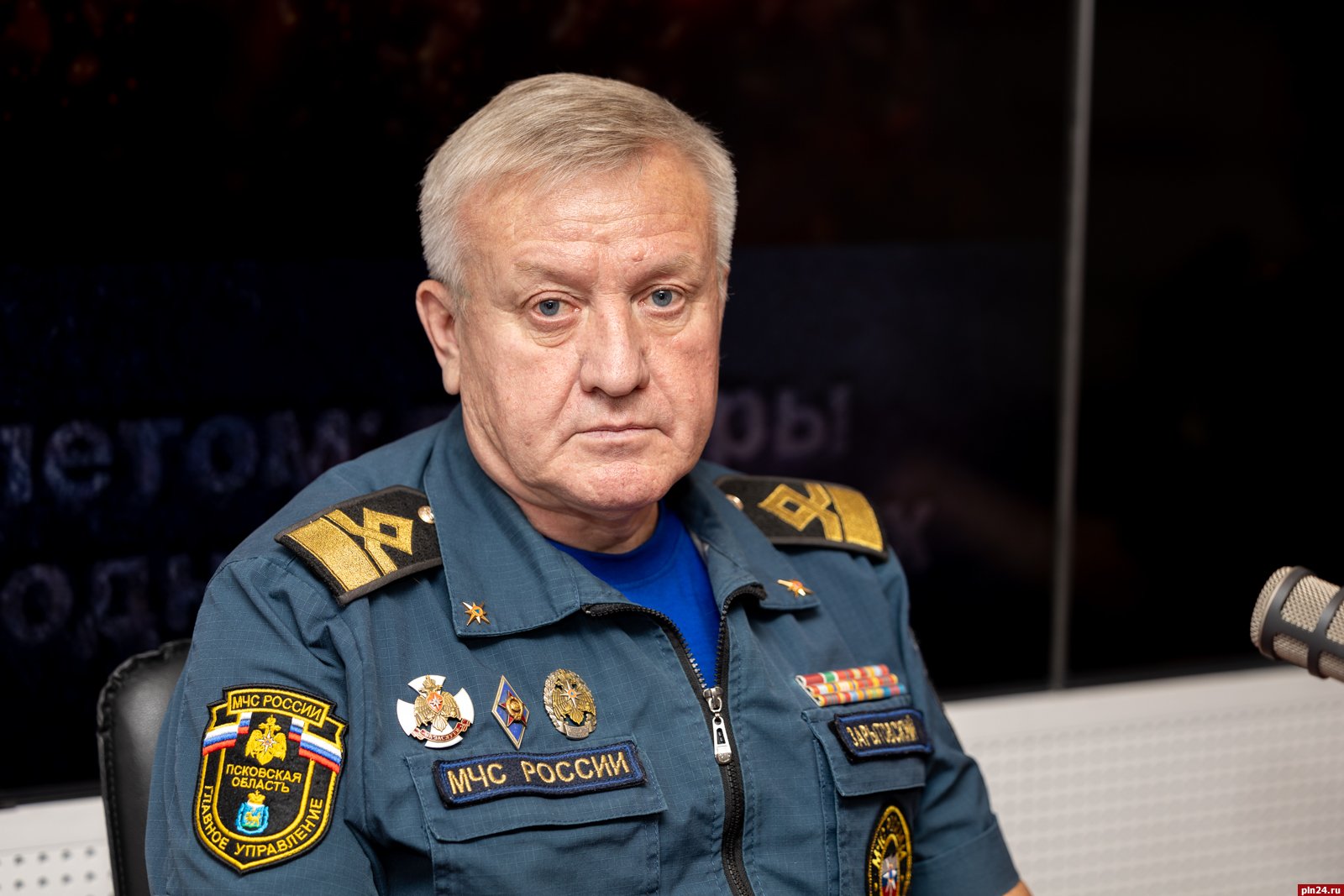 ����
