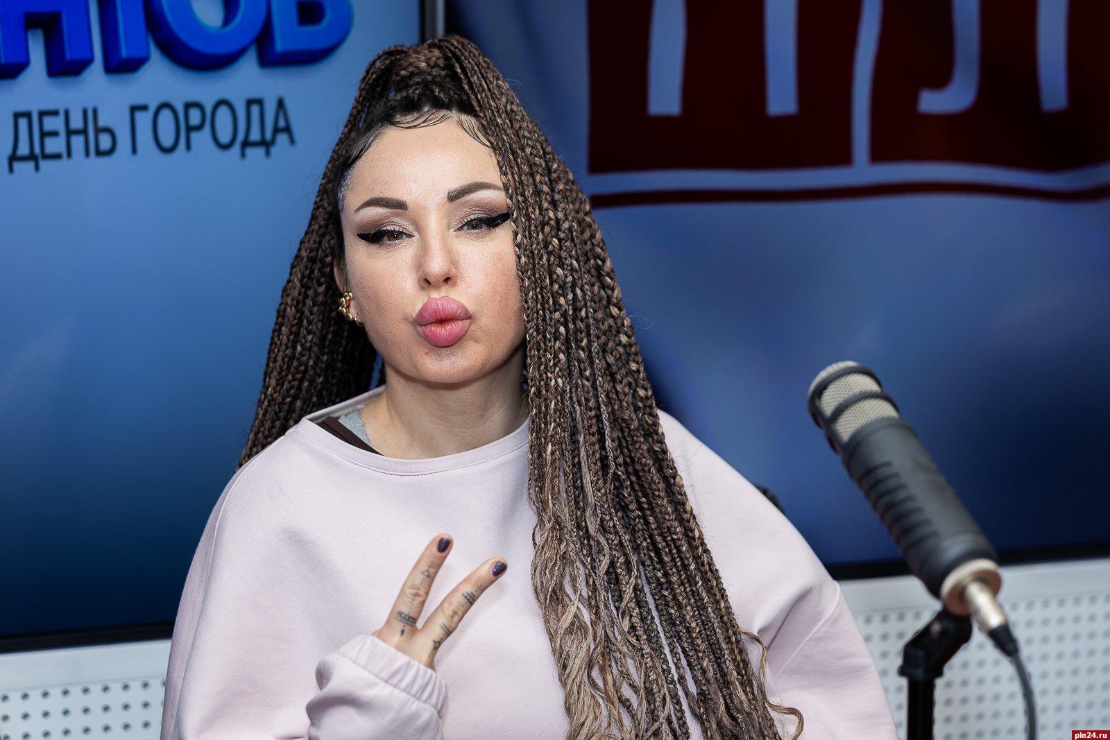 ����